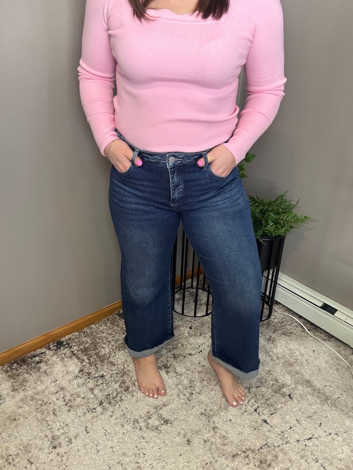 Risen Dark Wide Crop Jean